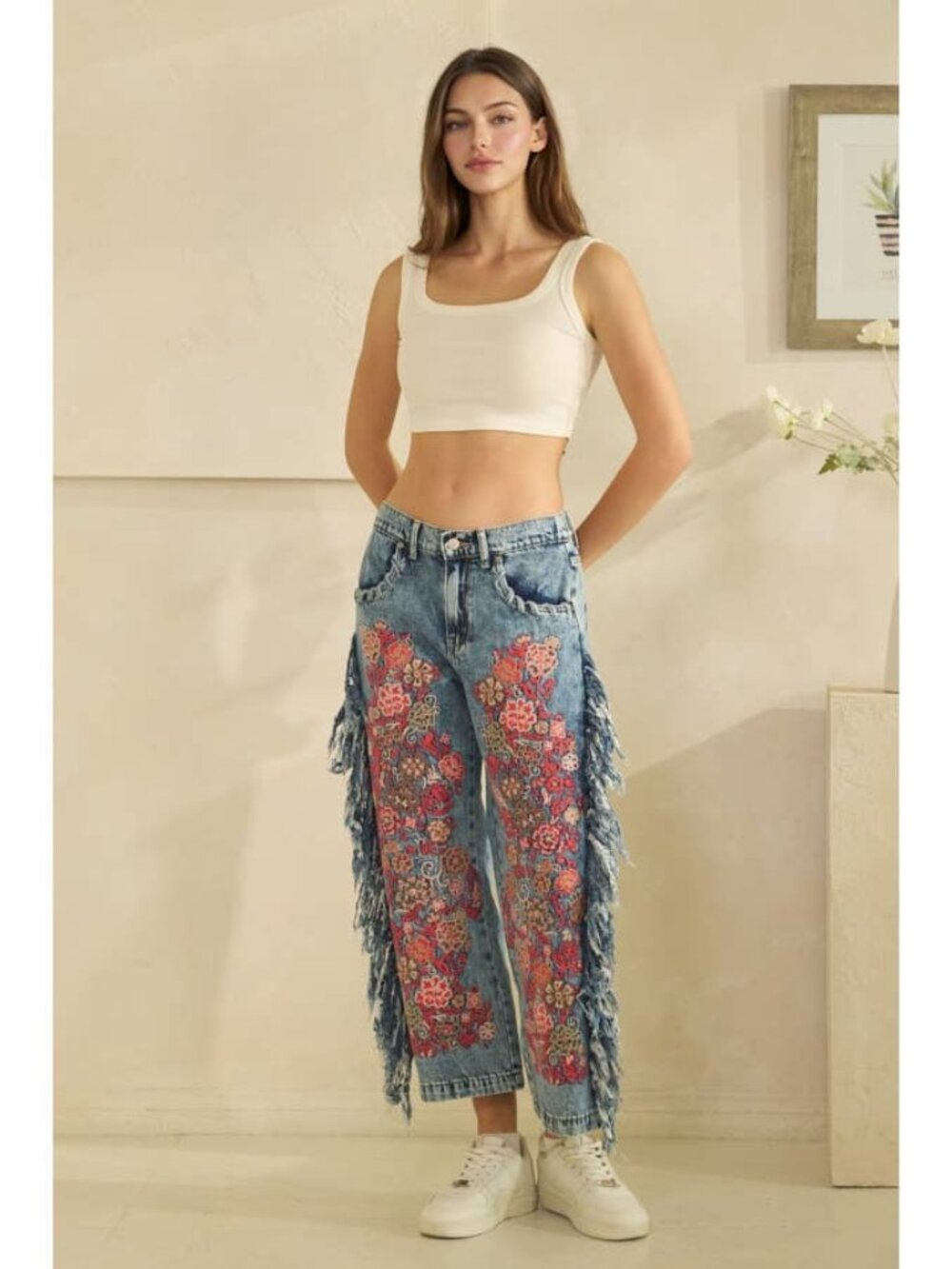 Oli & Hali NWT Washed Denim Frayed Wide Leg Jeans with Red Floral Embroidery